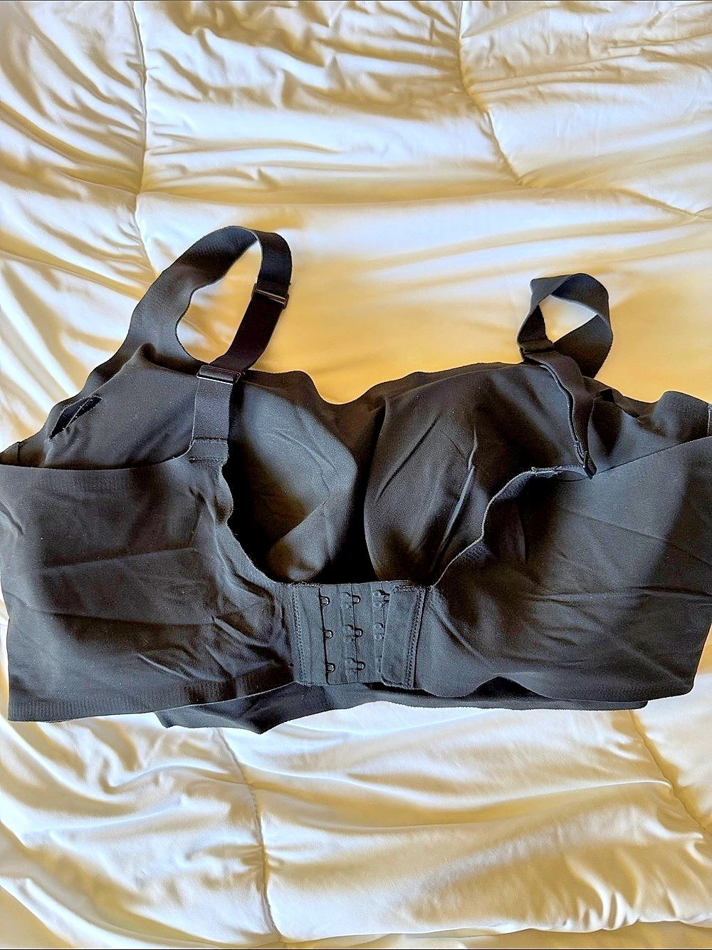 SKIMS Black Bra Like New